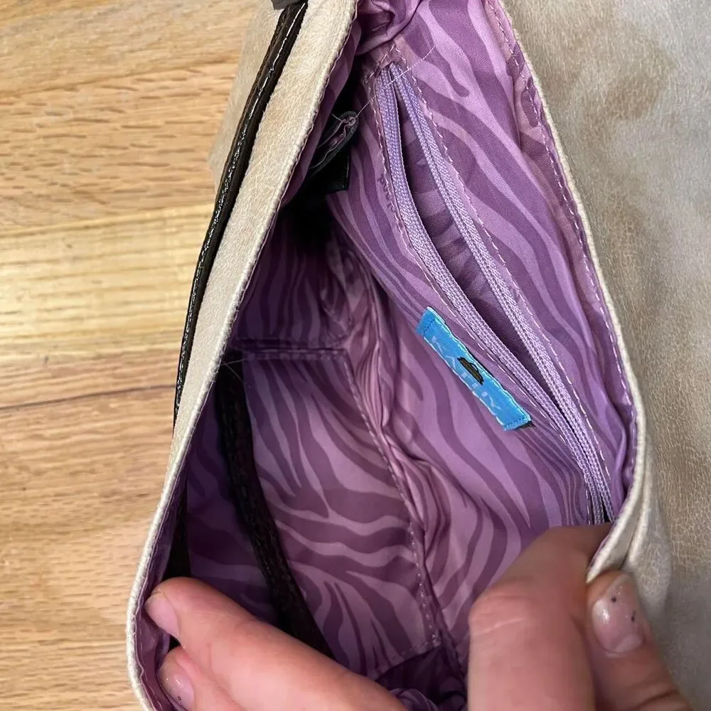Unbranded Women's Cream and Gold Bag